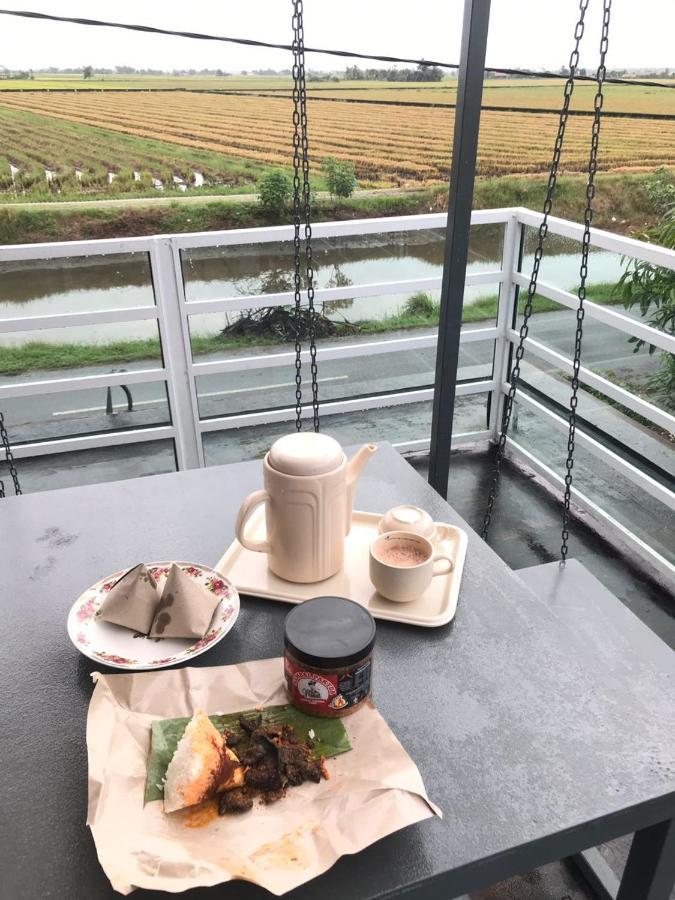 Bendang Homes - Sekinchan Homestay Kampong Sungai Leman 外观 照片